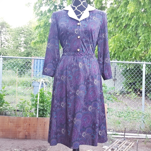 Vintage Dresses & Skirts - Vintage Whirlaway Frocks paisley skirt suite